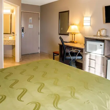 Quality Inn Moriarty-3