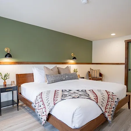 Petty Ranch Inn-2