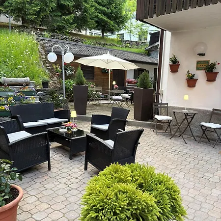Albergo Aprica Garni-2