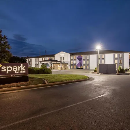 Spark By Hilton Roanoke Civic Center-3