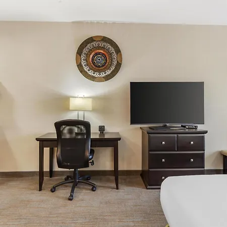 Best Western Wainwright Inn & Suites-3
