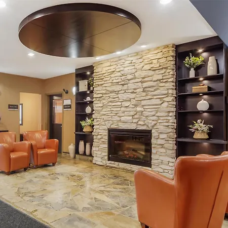 Best Western Wainwright Inn & Suites-2