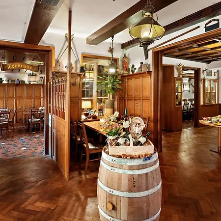 Altes Gasthaus Kuhr - Hotel & Restaurant-3