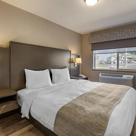 Best Western Sawtooth Inn And Suites-2