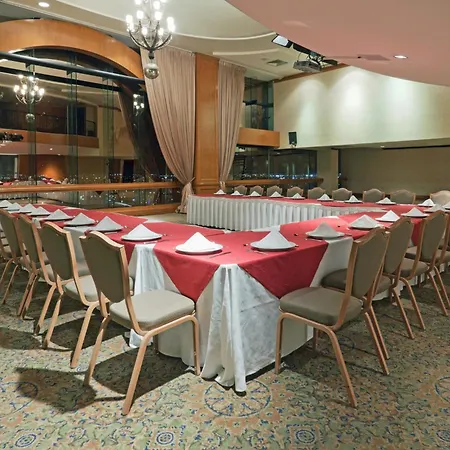 Best Western Plus Nuevo Laredo Inn & Suites-3