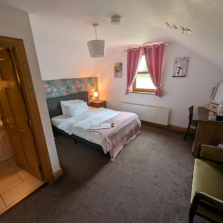 Carnately Lodge-2