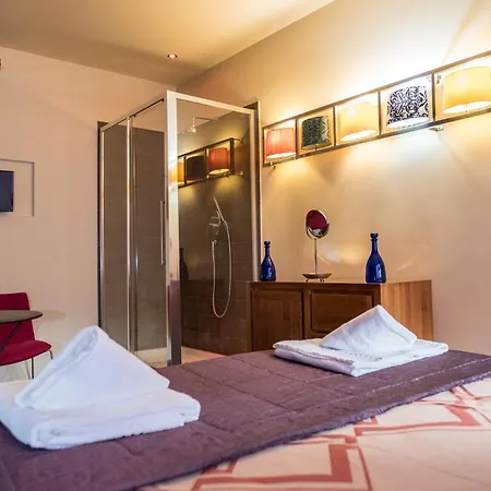Aida Charming Rooms-2