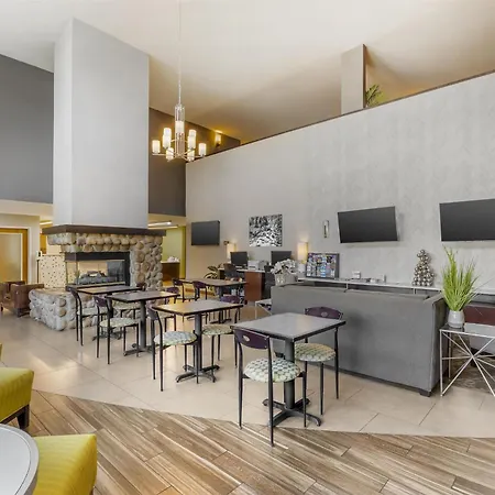 Best Western Plus Wenatchee Downtown Hotel-2