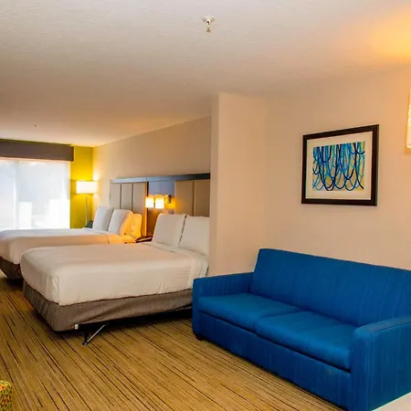 Holiday Inn Express & Suites St. Petersburg North-2
