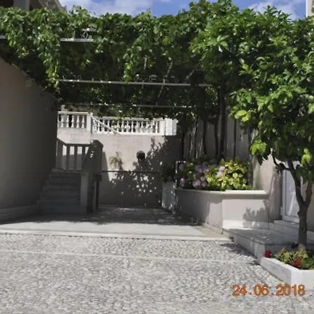 Guest House Zupa Dubrovacka, Poolside Retreat Near Dubrovnik-2