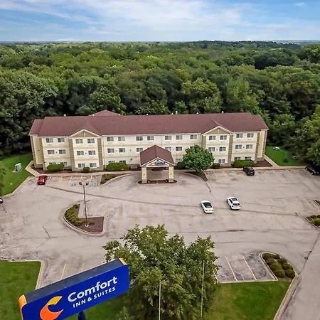 Comfort Inn & Suites East Moline Near I-80-2
