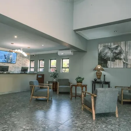 Elephant Lake Hotel-3