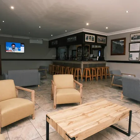 Elephant Lake Hotel-3