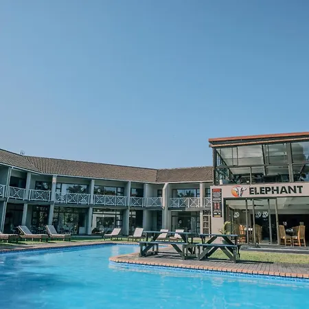 Elephant Lake Hotel-2