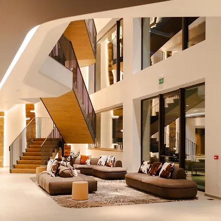Grand Hotel Courmayeur Mont Blanc, By R Collection Hotels-3