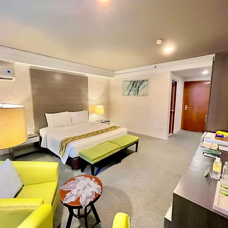 88 Courtyard Hotel-2