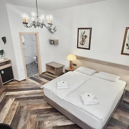 OH Apartments&Rooms-2