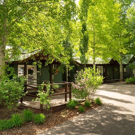 Huff House Inn And Cabins-2