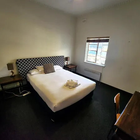 Fish Creek Hotel-3