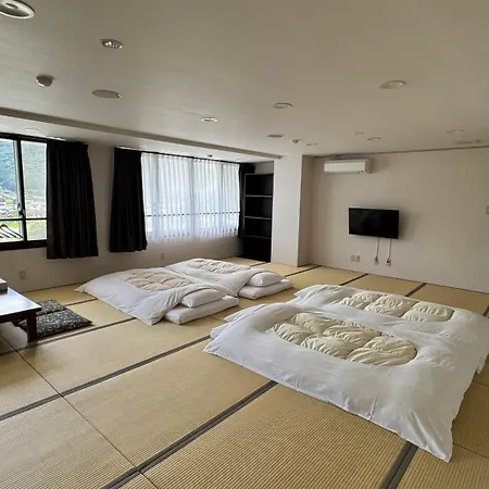 Yufuin Ryokan Yamanami-2