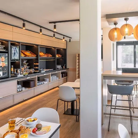 B&B HOTEL Hannover-Laatzen-3