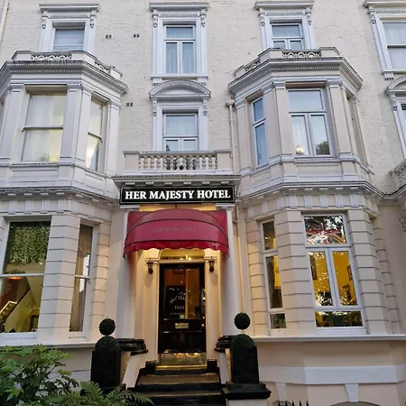 Her Majesty Hotel-3