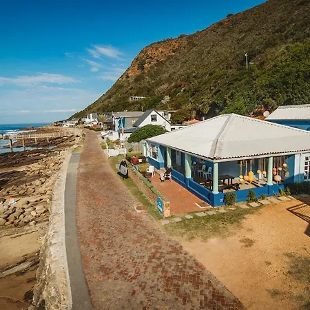 Silver Spray Beach Accommodation-3