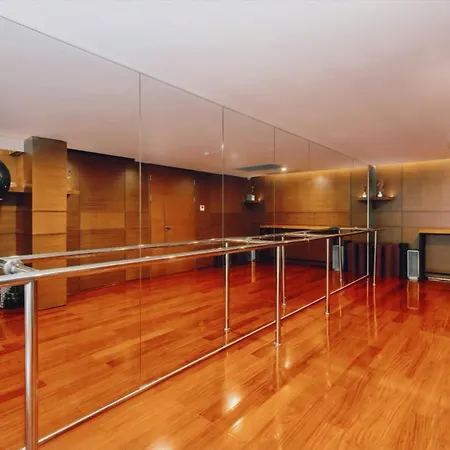 Fraser Suites Shenzhen: Infinity Pool & Business Zone Convenience-2