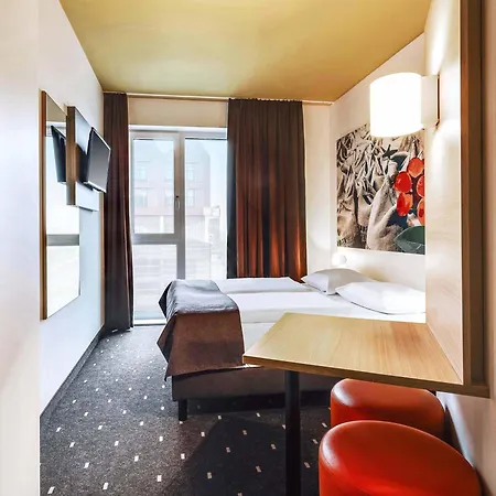 B&B Hotel Bremen-Überseestadt-2