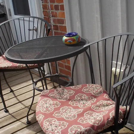 Seaway Manor B&B-3