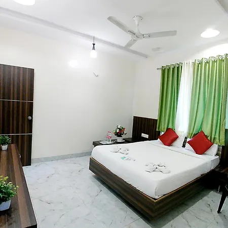 Hotel Sai Sk Palace-3