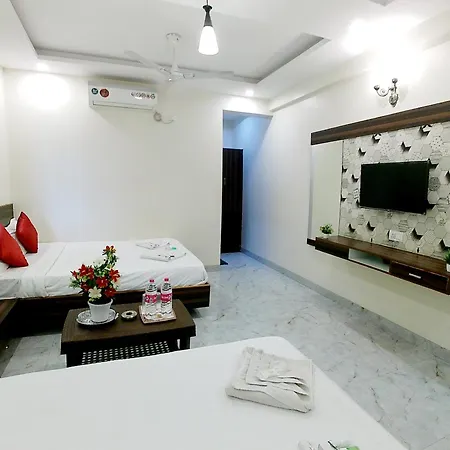 Hotel Sai Sk Palace-2