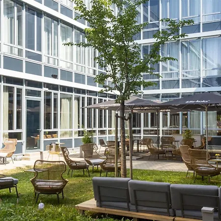 Flightgate Munich Airport Hotel, A Member Of Radisson Individuals-2