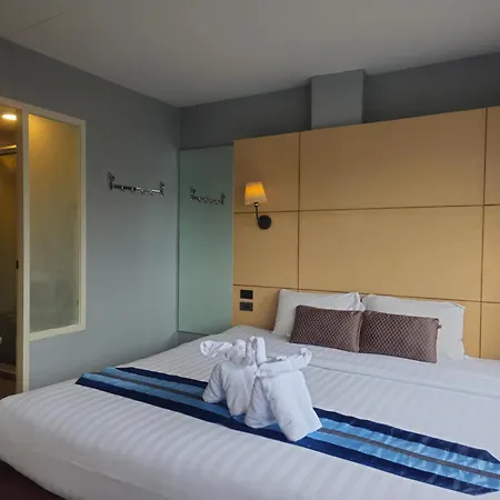 Montree Phuket Hotel-2
