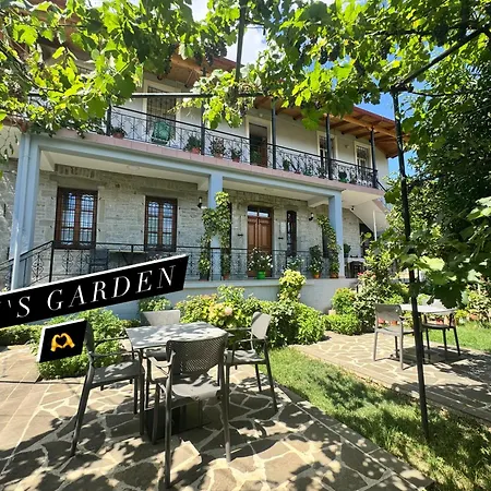 Garden Guest House-3