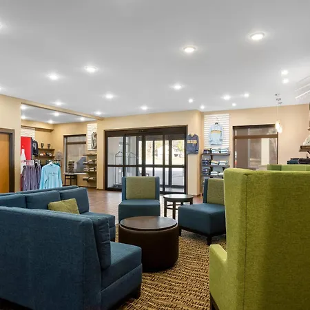 Comfort Inn & Suites Munising-Lakefront-2
