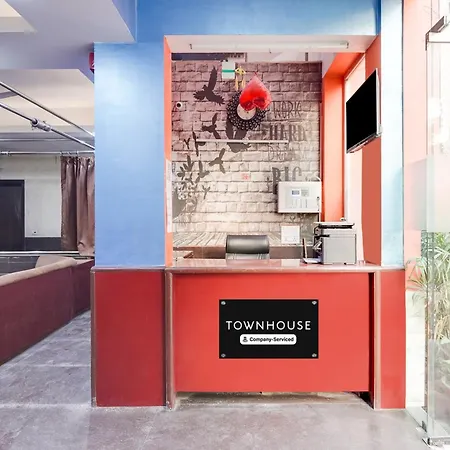 Super Townhouse Maithli Marg Sector 55 Formerly Red Roof-2
