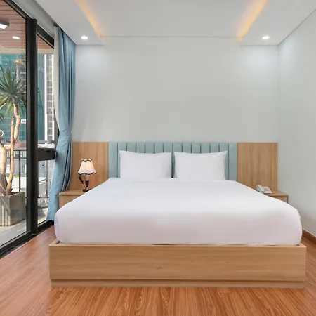 Hummer Hotel & Apartment Da Nang Beach-3