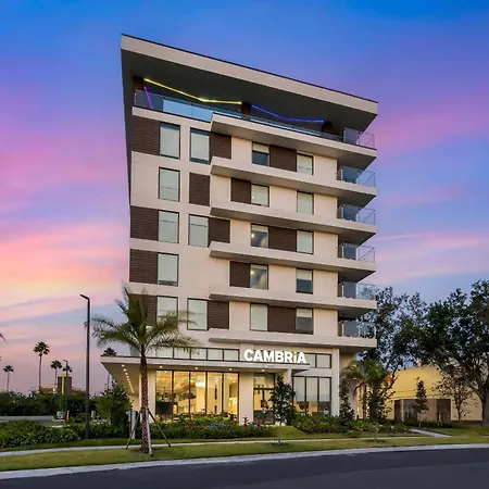 Cambria Hotel Orlando Near Universal Theme Parks-2
