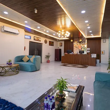Sarla Hotel Inn - Opp Barclays 62-3