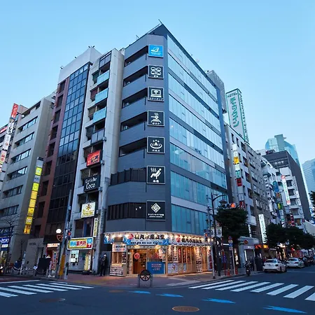 Rembrandt Cabin & Spa Shimbashi - Caters To Men-3