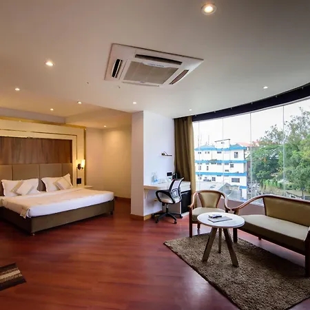 Emerald Hotel-2