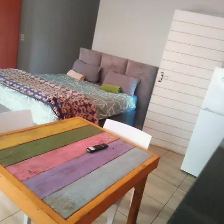 Rocky Hills Guesthouse-2