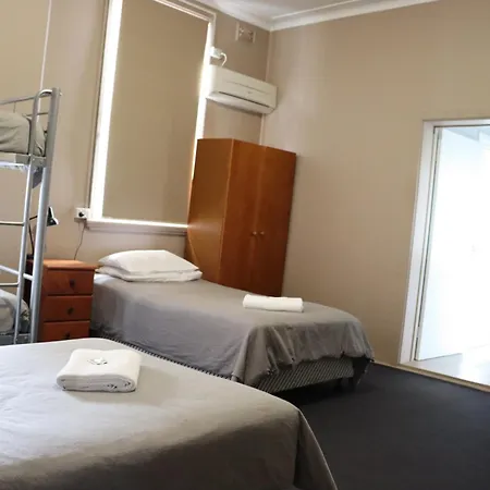 Courthouse Hotel Gunnedah-2
