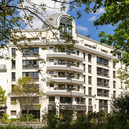 Yuna Porte-Maillot - Aparthotel-2