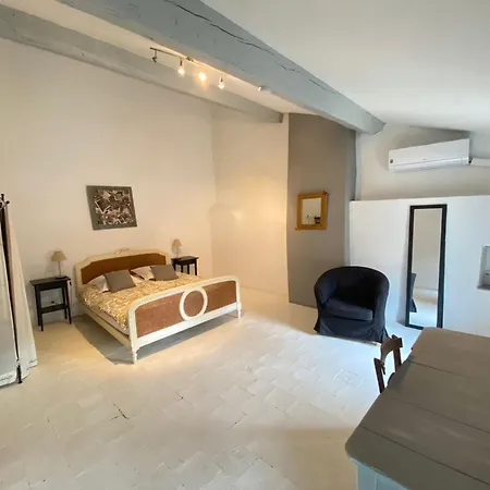 Les chambres de la Villa EUGÉNIE-3