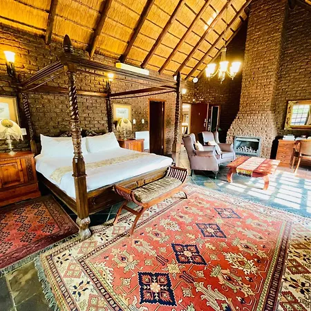 Pretoria Mansion Boutique Hotel Coral Tree-2