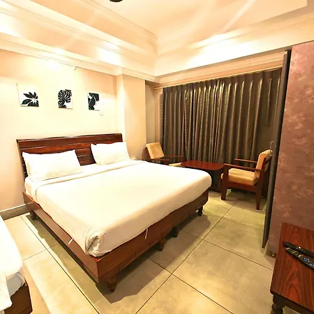 Hotel Pulikeshi-3