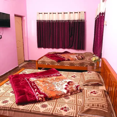 Hotel Pnr'S Paradise-3