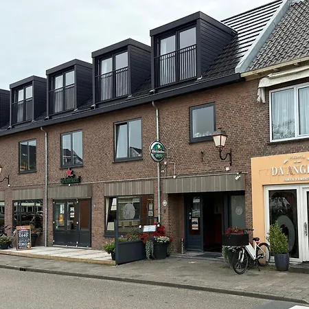 Eetcafé Punt-3